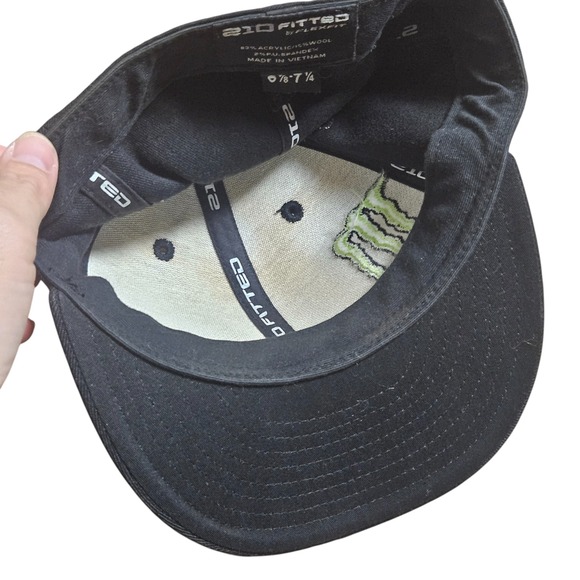Monster‎ Energy DUB Magazine 210 Fitted Flex-Fit Cap 6 7/8-7 1/4 Acrylic Wool - Picture 7 of 7